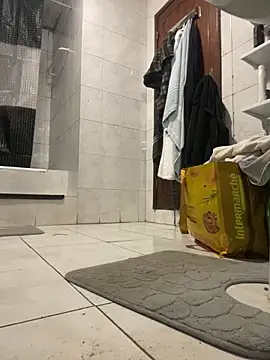 rogerdik76 online show from 03-10-26, 06:40