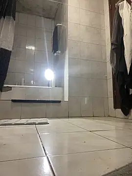 rogerdik76 online show from 04-17-26, 04:59