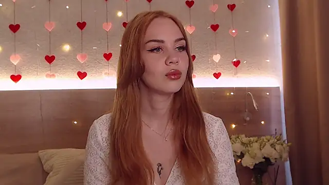 Snapshot of IvyAngel chatting on 06-06-26, 02:44 IvyAngel online show from 06-06-26, 02:44