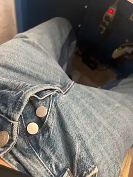 Snapshot of mario_6_9_9_0 chatting on 02-18-26, 10:22 mario 6 9 9 0 online show from 02-18-26, 10:22