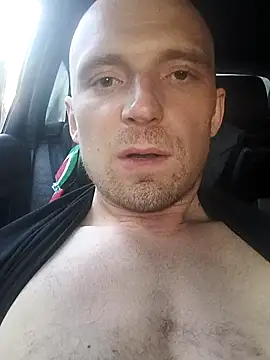 Snapshot of great_feeling chatting on 03-18-25, 04:58 great feeling online show from 03-18-25, 04:58