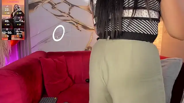 Bella williamss  online show from 11-05-25, 07:47