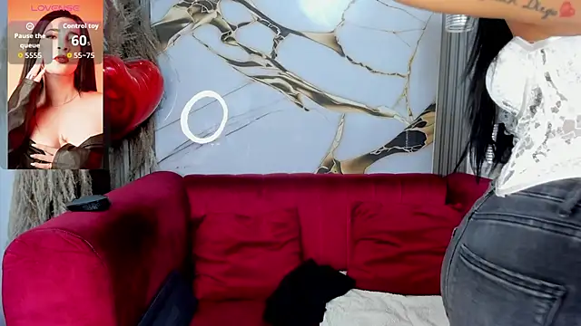 Bella williamss  online show from 04-07-26, 07:36