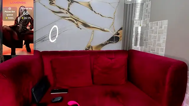 Bella williamss  online show from 04-13-26, 07:41