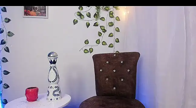 Snapshot of LOGAN_DRAKE chatting on 03-07-25, 03:19 LOGAN DRAKE online show from 03-07-25, 03:19