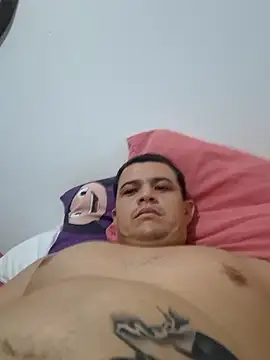 Snapshot of comcoroas chatting on 02-23-25, 11:58 comcoroas online show from 02-23-25, 11:58