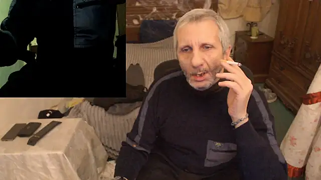 Snapshot of maxdaddy690 chatting on 12-03-25, 09:46 maxdaddy690 online show from 12-03-25, 09:46