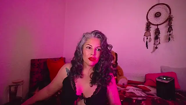 Snapshot of Victoria_Lover chatting on 01-10-26, 05:31 Victoria Lover online show from 01-10-26, 05:31