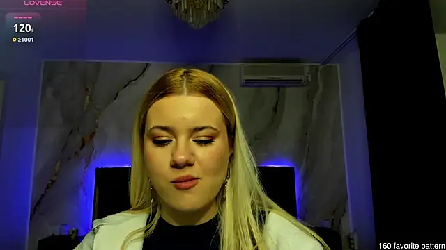 CutiePie69   online show from 02-24-25, 07:52