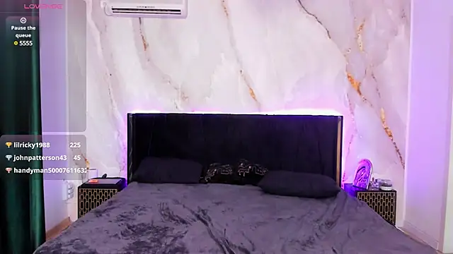 CutiePie69   online show from 03-18-25, 02:47