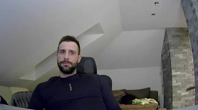 Snapshot of gryzoon chatting on 03-13-25, 06:23 gryzoon online show from 03-13-25, 06:23