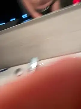 Snapshot of gryzoon chatting on 09-20-25, 08:54 gryzoon online show from 09-20-25, 08:54