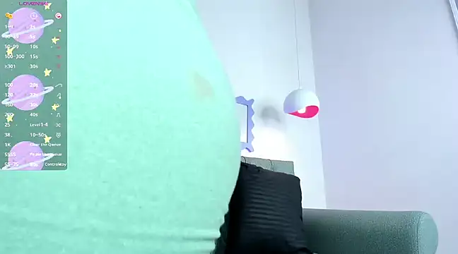 Snapshot of emily_kim chatting on 03-07-25, 03:51 emily kim online show from 03-07-25, 03:51