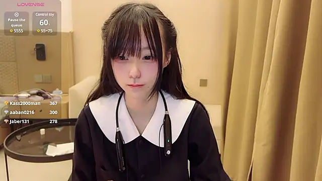 Snapshot of Xiaoxia-Baby chatting on 03-01-25, 12:34 Xiaoxia-Baby online show from 03-01-25, 12:34