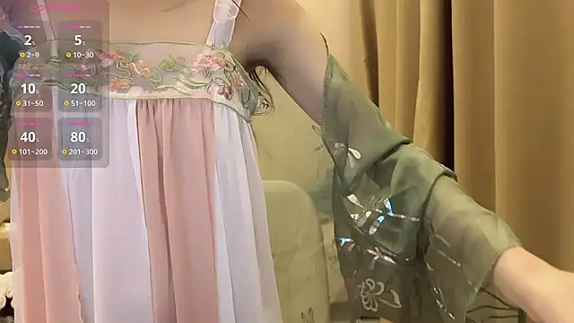 Snapshot of Xiaoxia-Baby chatting on 03-07-25, 11:18 Xiaoxia-Baby online show from 03-07-25, 11:18