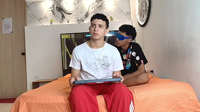 KING OFF BOYS online show from 10-13-25, 01:22