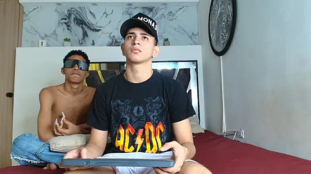 KING OFF BOYS online show from 10-28-25, 01:25