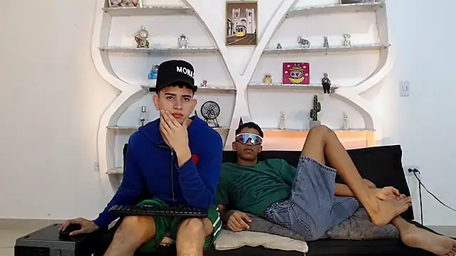 KING OFF BOYS online show from 12-04-25, 01:20