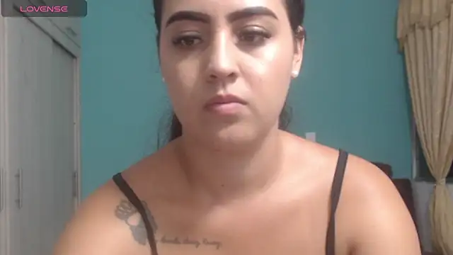 Snapshot of Anthonela_Queen chatting on 12-17-25, 12:27 Anthonela Queen online show from 12-17-25, 12:27