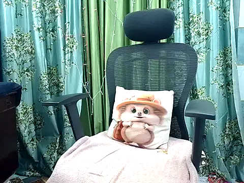 Lovely Jiya online show from 11-22-25, 09:08