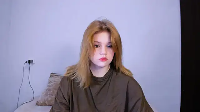 LaseyMoon online show from 10-29-25, 10:55