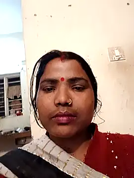 Snapshot of SAR456A chatting on 02-24-25, 04:04 SAR456A online show from 02-24-25, 04:04