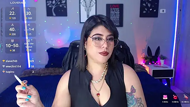 Snapshot of Veronika_metal chatting on 03-12-25, 06:00 Veronika metal online show from 03-12-25, 06:00