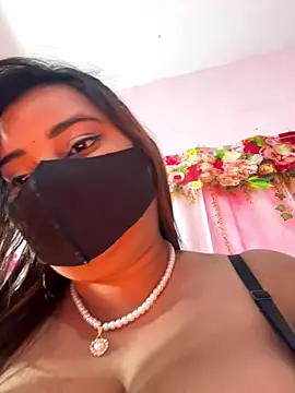 Snapshot of kusum_girl chatting on 12-22-25, 04:26 kusum girl online show from 12-22-25, 04:26