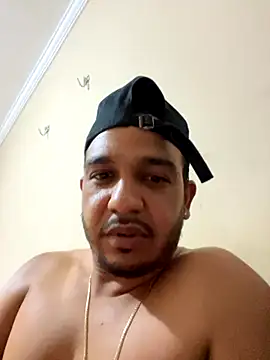 Lindp190194 online show from 11-20-25, 05:34