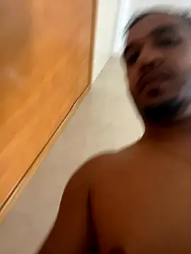 Lindp190194 online show from 11-21-25, 05:33