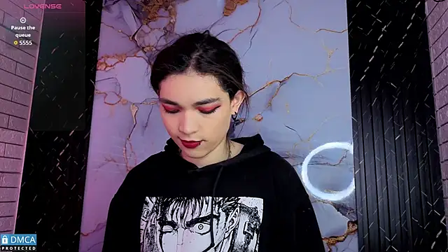 MaeveKuro online show from 02-12-26, 03:23