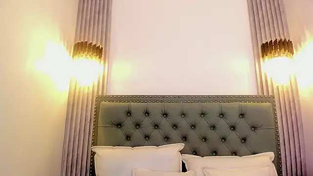 PaolaB g online show from 03-12-25, 03:07