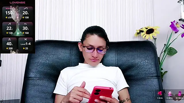 anastaciafire25 online show from 03-19-25, 07:17