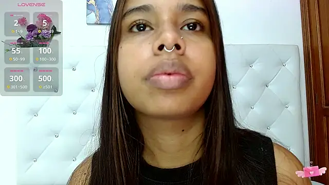 Snapshot of sweetebony_33 chatting on 11-25-25, 09:04 sweetebony 33 online show from 11-25-25, 09:04