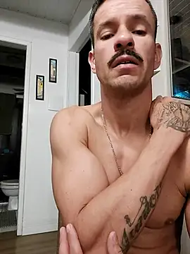 juniortche1313 online show from 12-04-25, 10:51