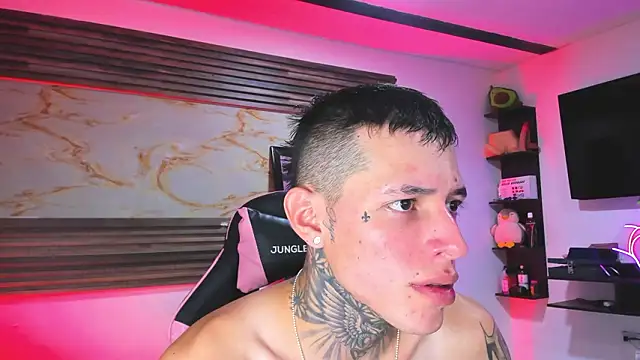 Cloe roouse online show from 03-15-26, 01:28