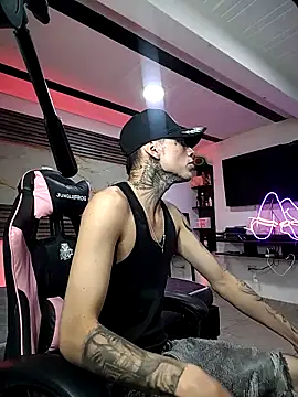 Cloe roouse online show from 03-27-26, 07:24