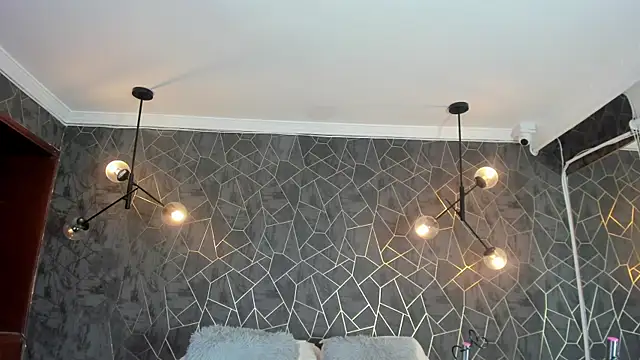 zephyra-angels online show from 09-17-25, 04:03