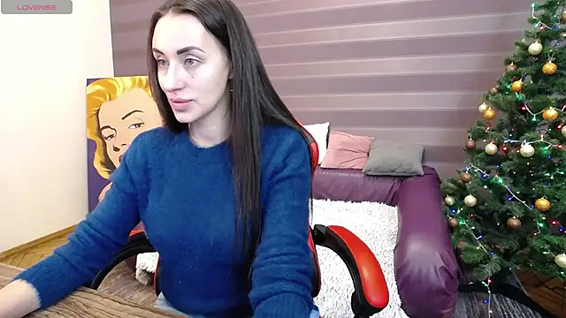 Snapshot of JenniferStone chatting on 01-10-25, 06:53 JenniferStone online show from 01-10-25, 06:53