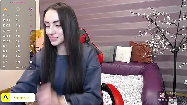 Snapshot of JenniferStone chatting on 01-20-25, 06:53 JenniferStone online show from 01-20-25, 06:53