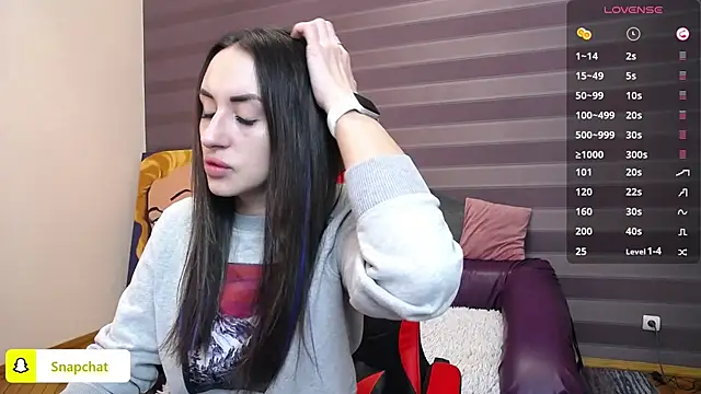 Snapshot of JenniferStone chatting on 03-11-25, 07:04 JenniferStone online show from 03-11-25, 07:04