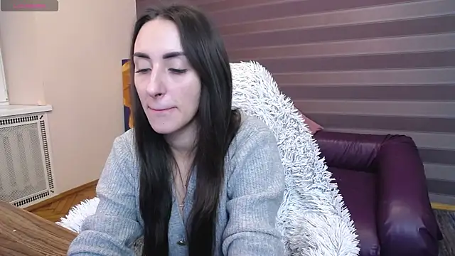 Snapshot of JenniferStone chatting on 12-01-25, 07:57 JenniferStone online show from 12-01-25, 07:57