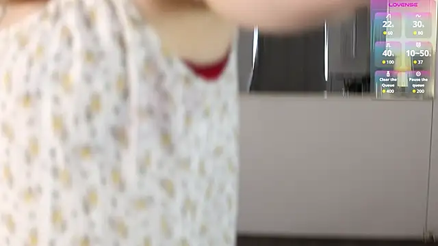MiaM00 online show from 07-20-26, 02:30