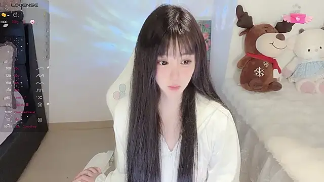 Milla-z online show from 11-17-25, 03:23