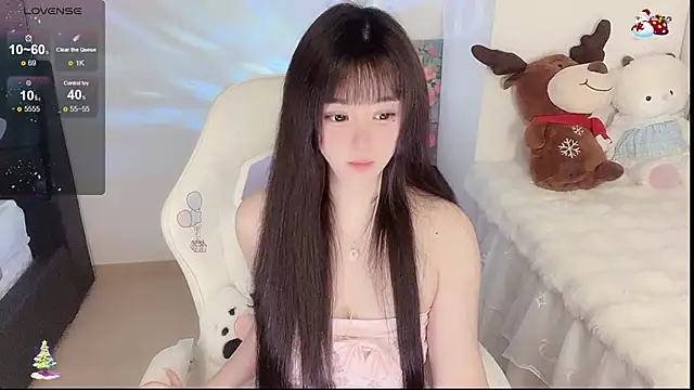 Snapshot of Milla-z chatting on 12-22-25, 07:27 Milla-z online show from 12-22-25, 07:27