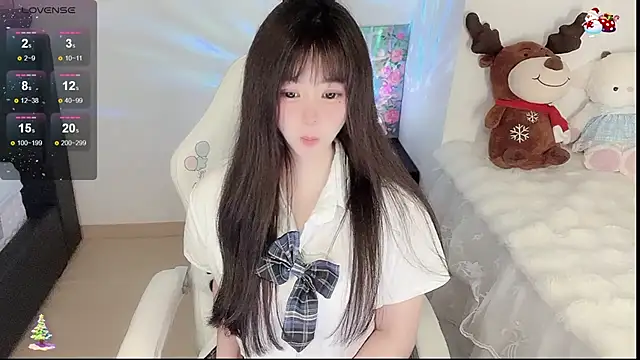 Snapshot of Milla-z chatting on 01-07-26, 11:12 Milla-z online show from 01-07-26, 11:12