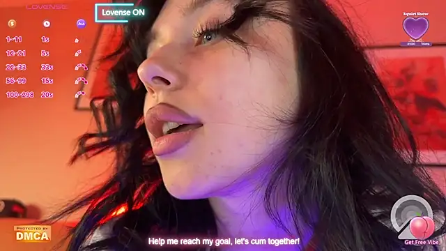 Snapshot of ElliSweetTease chatting on 03-07-25, 04:35 ElliSweetTease online show from 03-07-25, 04:35