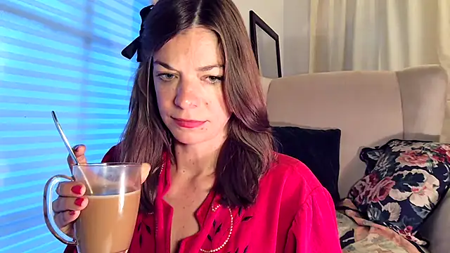 Snapshot of Rosemarie_Blu chatting on 06-08-26, 03:07 Rosemarie Blu online show from 06-08-26, 03:07