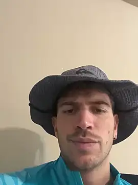 shuki0101 online show from 03-12-25, 04:02