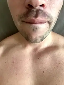 Snapshot of shuki0101 chatting on 01-17-26, 08:01 shuki0101 online show from 01-17-26, 08:01